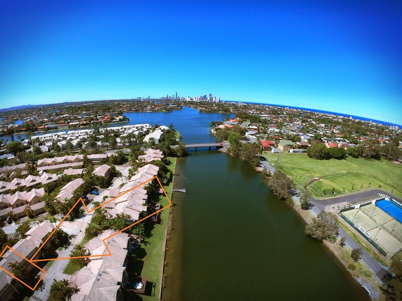 Photo - Unit 73/215 Cottesloe , Mermaid Waters QLD 4218 - Image 11