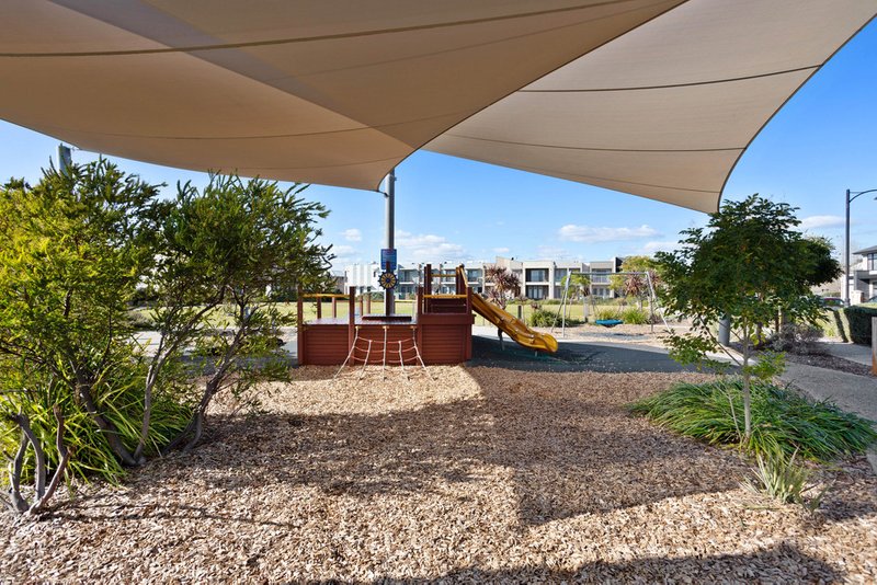 Photo - Unit 7/37 Victoria Parade, Mawson Lakes SA 5095 - Image 16