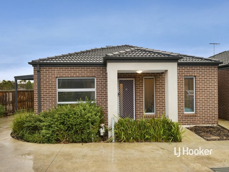 Unit 7/41-45 Valencia Circuit, Cranbourne VIC 3977