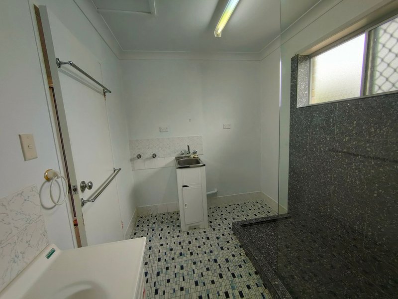 Photo - Unit 7/581 Esplanade , Urangan QLD 4655 - Image 8