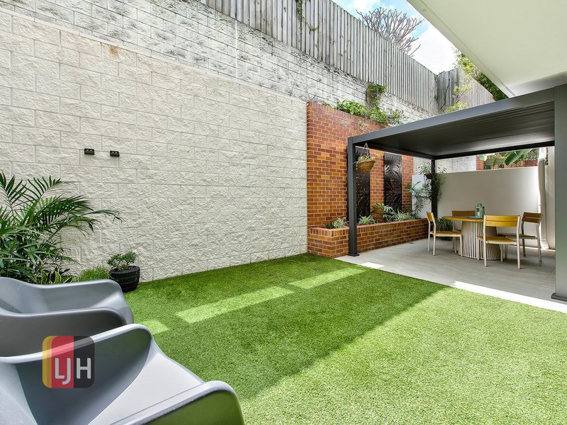 Photo - Unit 7/66 Gamelin Crescent, Stafford QLD 4053 - Image 3
