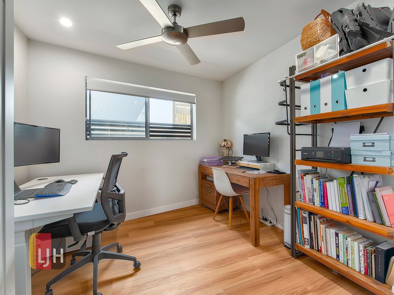 Photo - Unit 7/66 Gamelin Crescent, Stafford QLD 4053 - Image 6