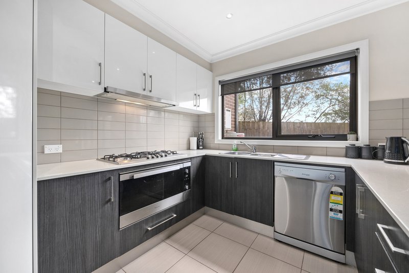 Photo - Unit 8, 11 Maroondah Highway, Lilydale VIC 3140 - Image 3