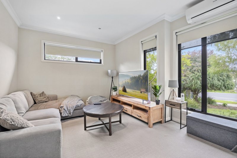 Photo - Unit 8, 11 Maroondah Highway, Lilydale VIC 3140 - Image 10