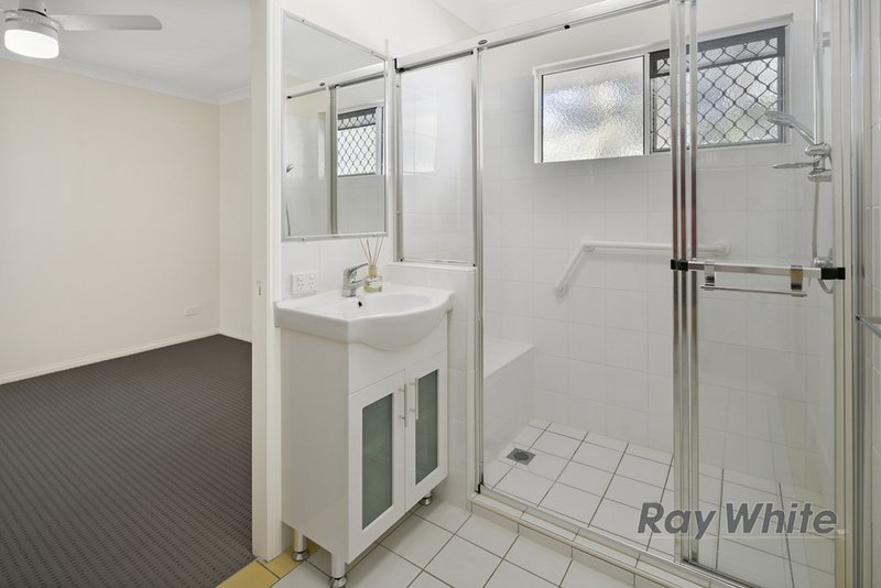 Photo - Unit 8, 27-35 Newhaven Street, Alexandra Hills QLD 4161 - Image 6