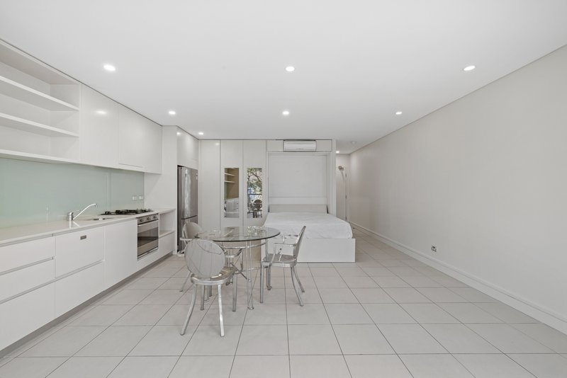Photo - Unit 8/154 Glenayr Avenue, Bondi Beach NSW 2026 - Image 3