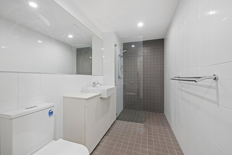 Photo - Unit 8/154 Glenayr Avenue, Bondi Beach NSW 2026 - Image 5