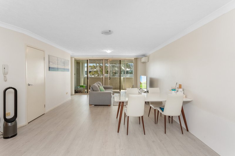 Photo - Unit 8/18 Mascar St , Upper Mount Gravatt QLD 4122 - Image 3