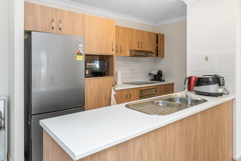 Photo - Unit 8/18 Mascar St , Upper Mount Gravatt QLD 4122 - Image 4