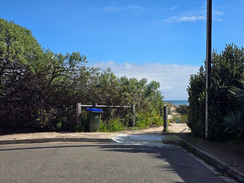 Photo - Unit 8/23 Seaview Road, West Beach SA 5024 - Image 14