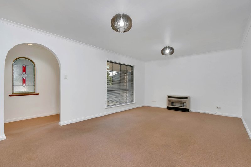 Photo - Unit 8/25 Holmes Street, Willaston SA 5118 - Image 3