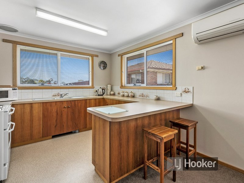 Photo - Unit 8/31 Saunders Street, Wynyard TAS 7325 - Image 6