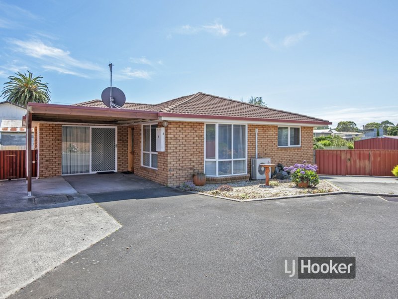 Photo - Unit 8/31 Saunders Street, Wynyard TAS 7325 - Image 13