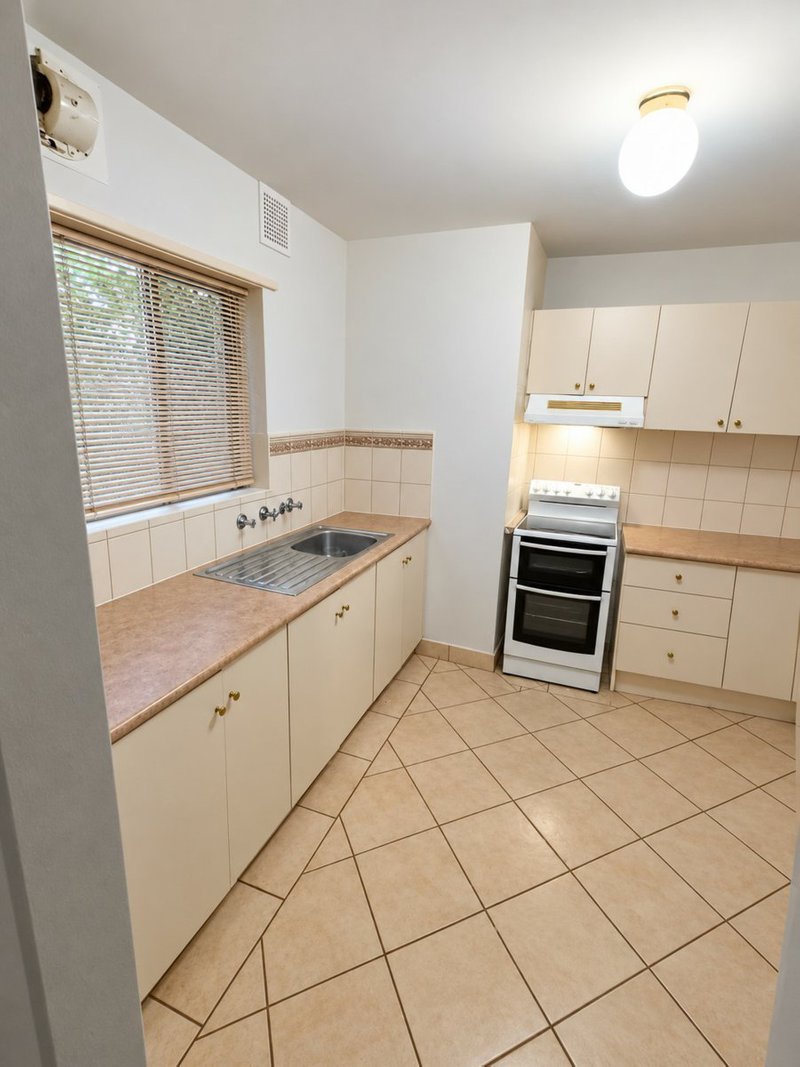Photo - Unit 8/4 Canham Way, Orelia WA 6167 - Image 2