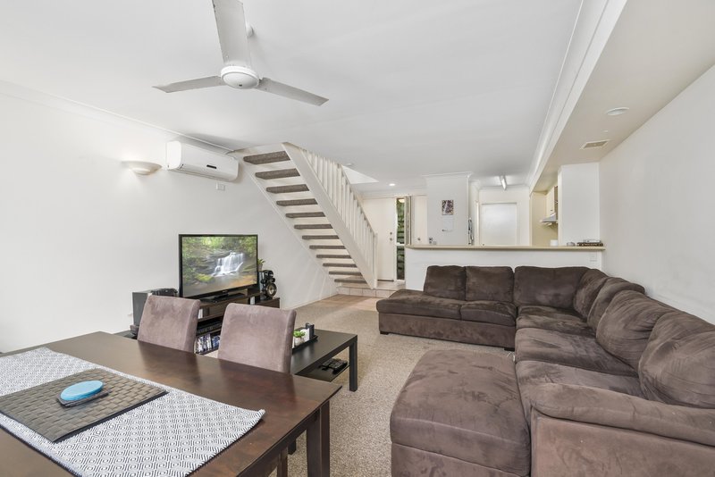 Photo - Unit 84/215 Cottesloe Drive, Mermaid Waters QLD 4218 - Image 3