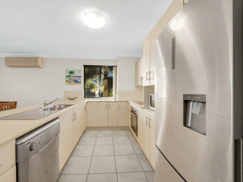 Photo - Unit 8/8A Wyndham Avenue, Boyne Island QLD 4680 - Image 3