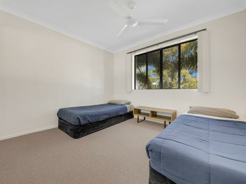 Photo - Unit 8/8A Wyndham Avenue, Boyne Island QLD 4680 - Image 11