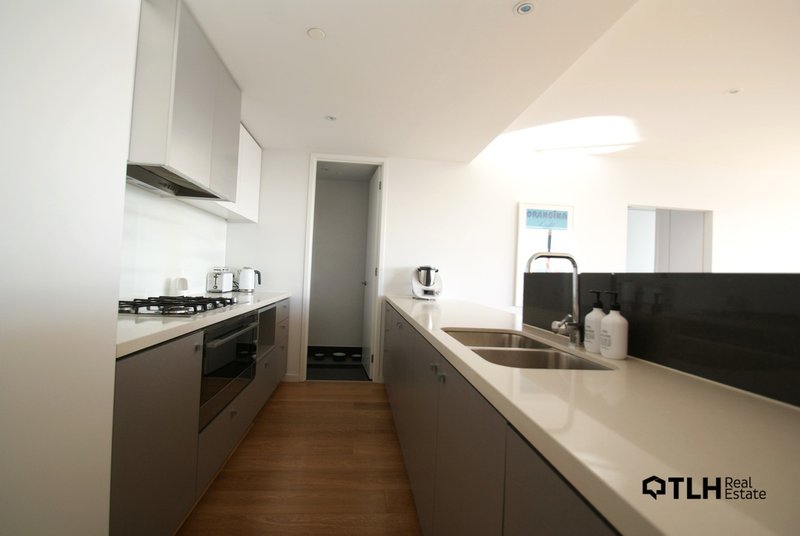 Photo - Unit 901/181-185 St Kilda Road, St Kilda VIC 3182 - Image 5