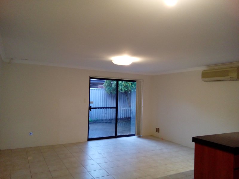 Photo - Unit 9/151-153 Sevenoaks Street, Cannington WA 6107 - Image 4