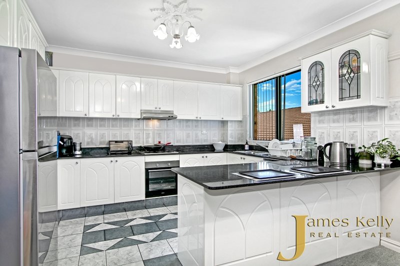 Photo - Unit 9/19-21 Albert Street, North Parramatta NSW 2151 - Image 3