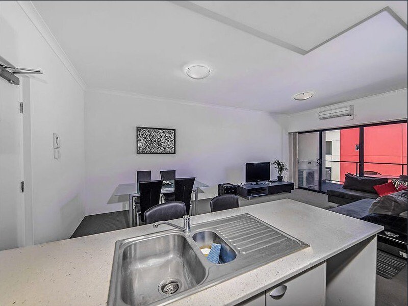 Photo - Unit 9/2 Pisconeri Street, Perth WA 6000 - Image 8