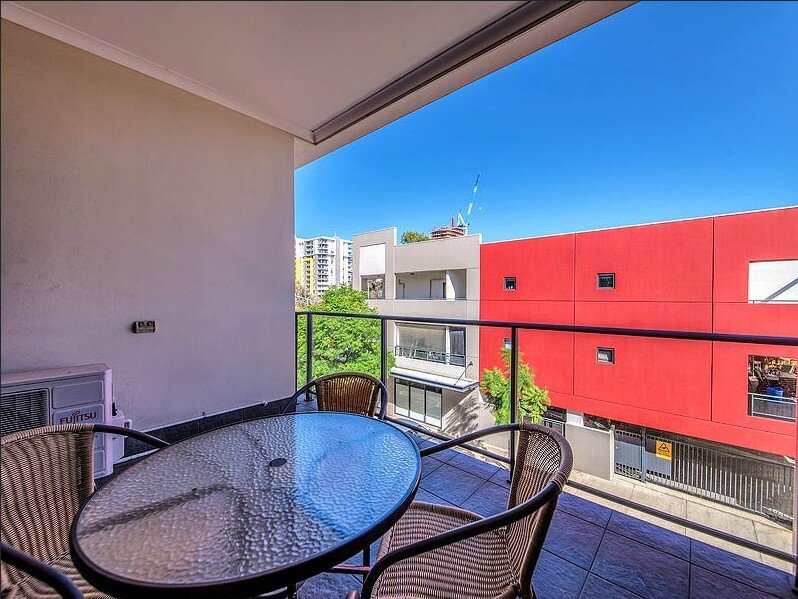 Photo - Unit 9/2 Pisconeri Street, Perth WA 6000 - Image 15