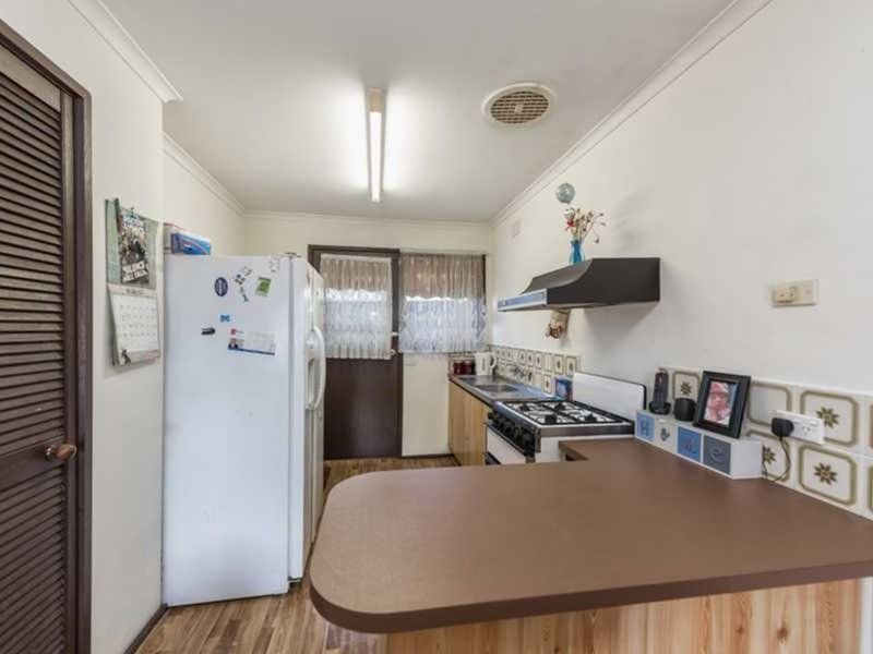 Unit 9/225-227 Station Road, Melton VIC 3337