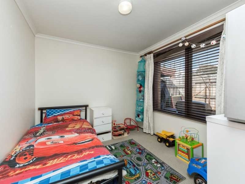 Photo - Unit 9/225-227 Station Road, Melton VIC 3337 - Image 5