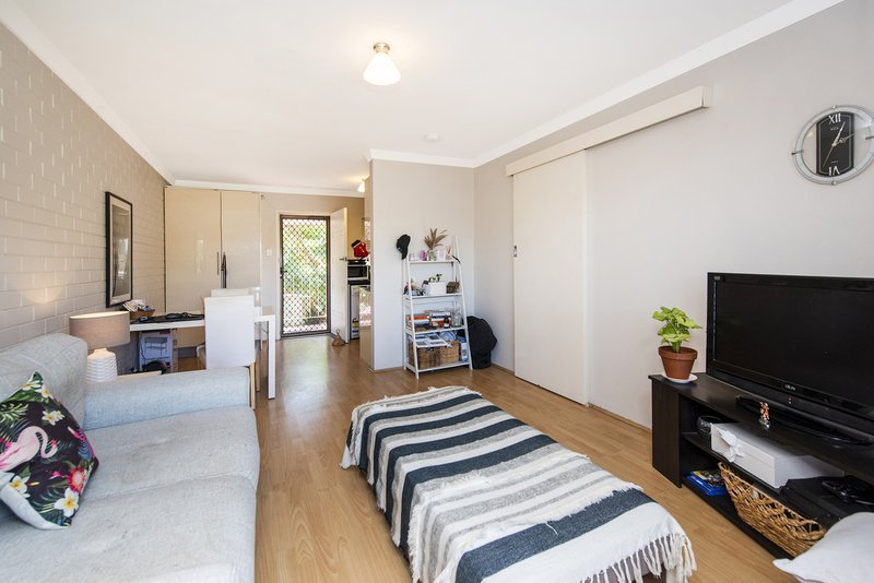 Photo - Unit 9/91 Carrington Street, Fremantle WA 6160 - Image 2