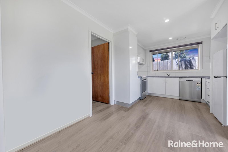 Photo - Unit A & Unit B/9 Farrant Court, Altona Meadows VIC 3028 - Image 17