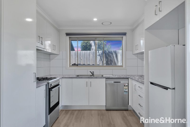 Photo - Unit A & Unit B/9 Farrant Court, Altona Meadows VIC 3028 - Image 19