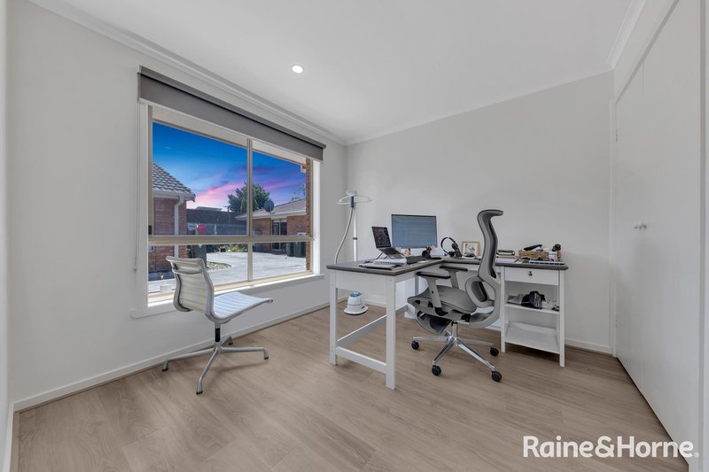 Photo - Unit A & Unit B/9 Farrant Court, Altona Meadows VIC 3028 - Image 20