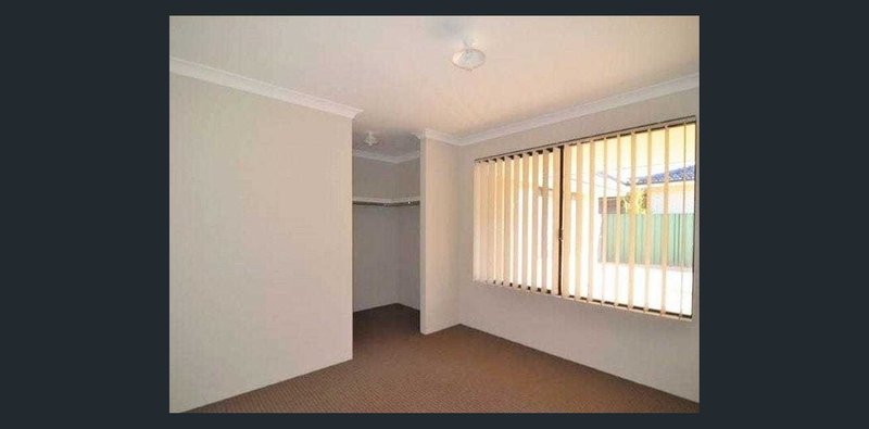 Photo - Unit B/211B Wharf Street, Queens Park WA 6107 - Image 6