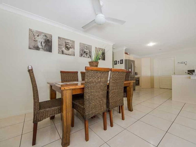 Photo - Unit/2/34 Worchester Terrace, Reedy Creek QLD 4227 - Image 5