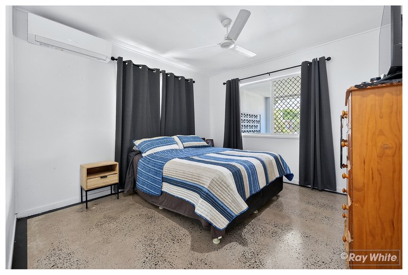 Photo - Units 1 & 2/321 Blanchfield Street, Koongal QLD 4701 - Image 8