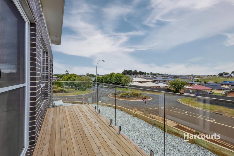 Photo - Units 1&2/39 Loongana Avenue, Shorewell Park TAS 7320 - Image 9
