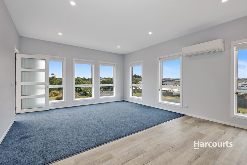Photo - Units 1&2/39 Loongana Avenue, Shorewell Park TAS 7320 - Image 14