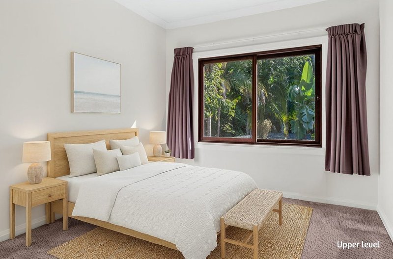 Photo - Upper/24 Kananook Avenue, Bayview NSW 2104 - Image 4