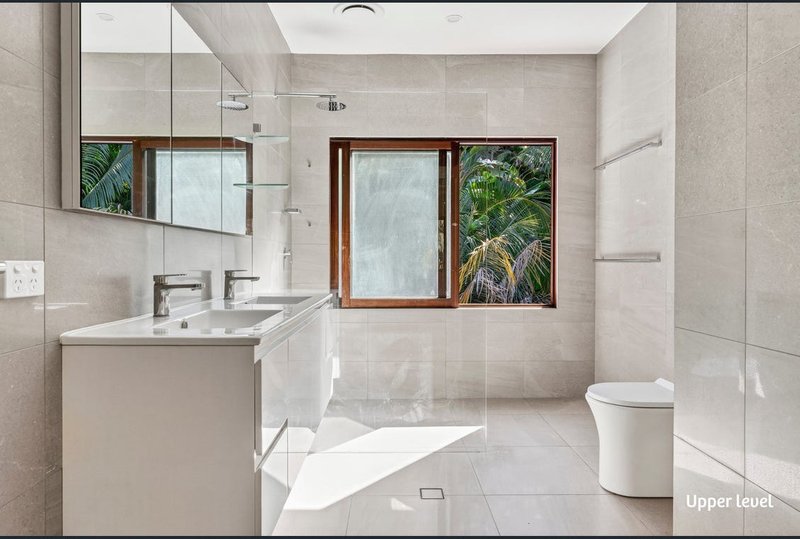 Photo - Upper/24 Kananook Avenue, Bayview NSW 2104 - Image 5