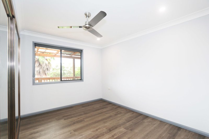 Photo - upstairs 162 Eastern Road, Killarney Vale NSW 2261 - Image 7