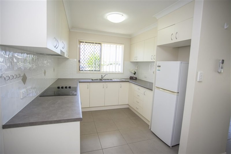 Photo - Villa 1 No 76 Price Street, Chinchilla QLD 4413 - Image 2