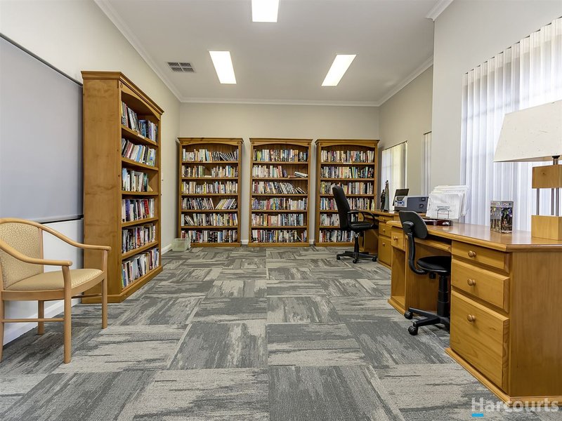 Photo - Villa 11/41 Geographe Way, Thornlie WA 6108 - Image 5