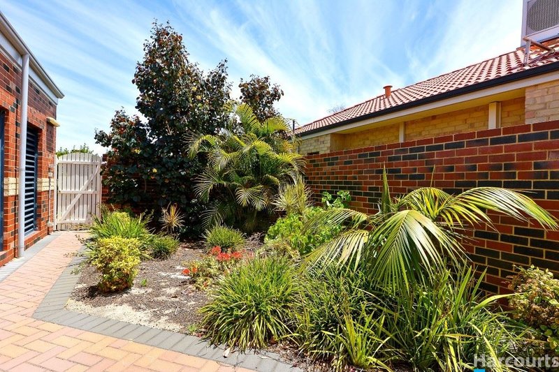 Photo - Villa 11/41 Geographe Way, Thornlie WA 6108 - Image 14