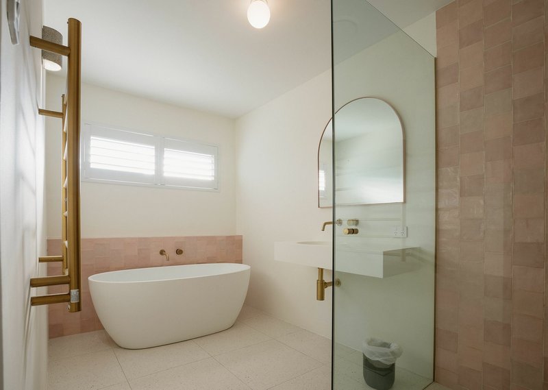 Photo - Villa 1/15 Thomas Drive, Surfers Paradise QLD 4217 - Image 8
