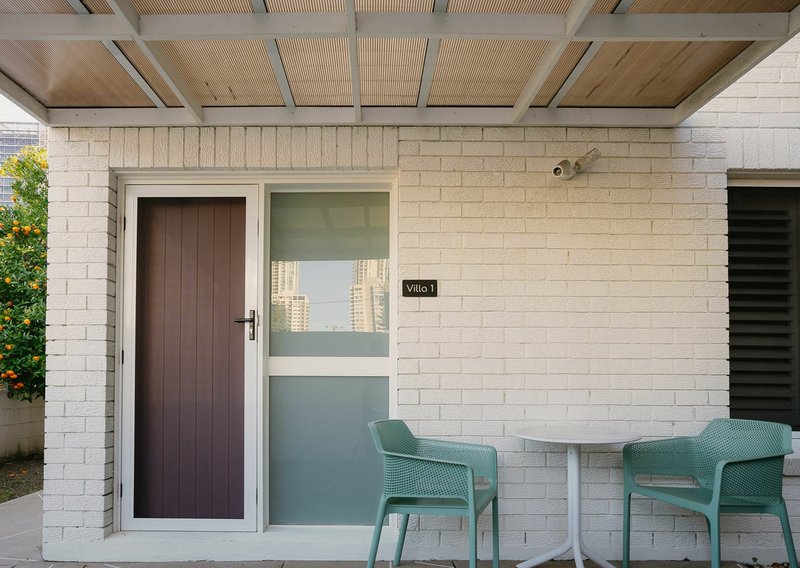 Photo - Villa 1/15 Thomas Drive, Surfers Paradise QLD 4217 - Image 12
