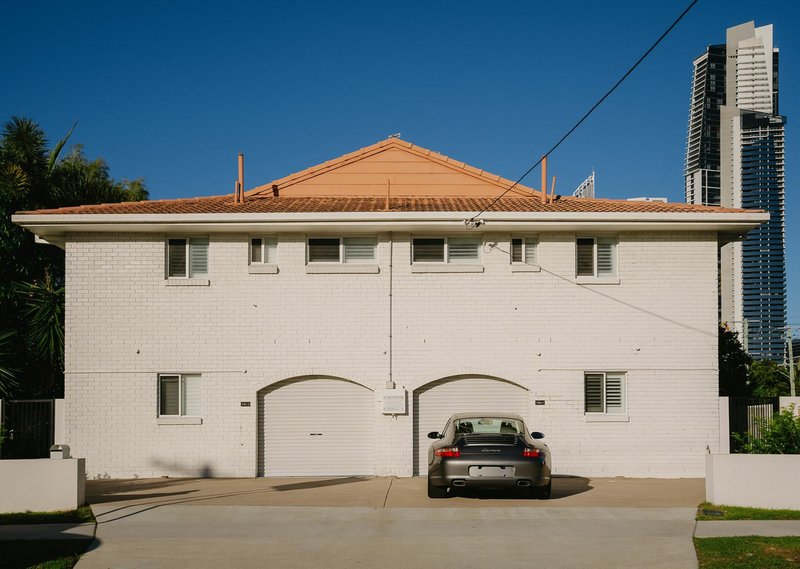 Photo - Villa 1/15 Thomas Drive, Surfers Paradise QLD 4217 - Image 18