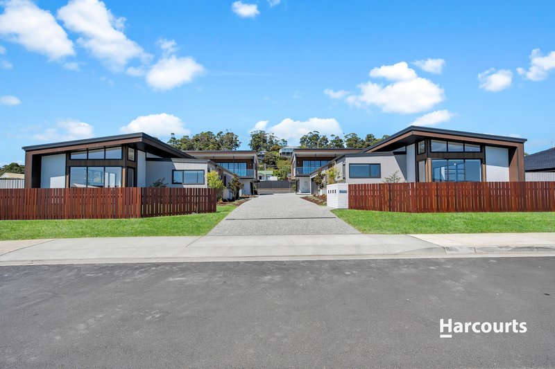 Villa 1,2 & 4/9 Emily Crescent, Somerset TAS 7322