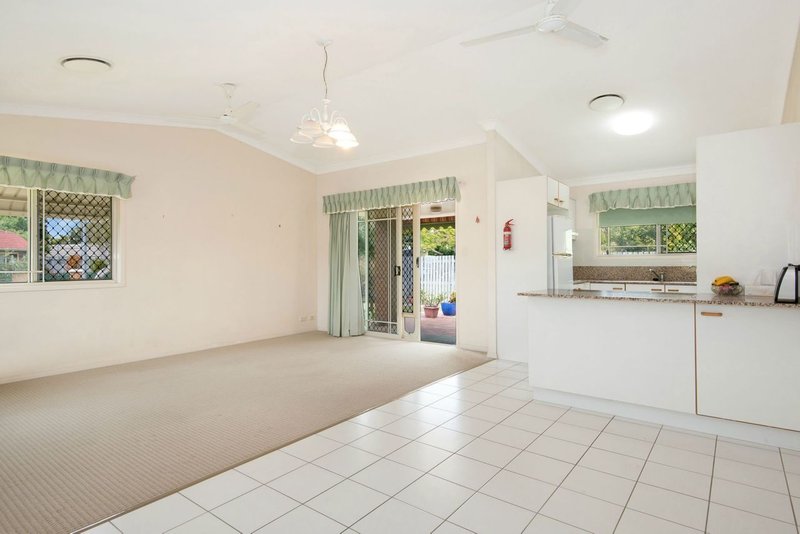 Photo - Villa 1/26 Seventeenth Avenue, Brighton QLD 4017 - Image 2