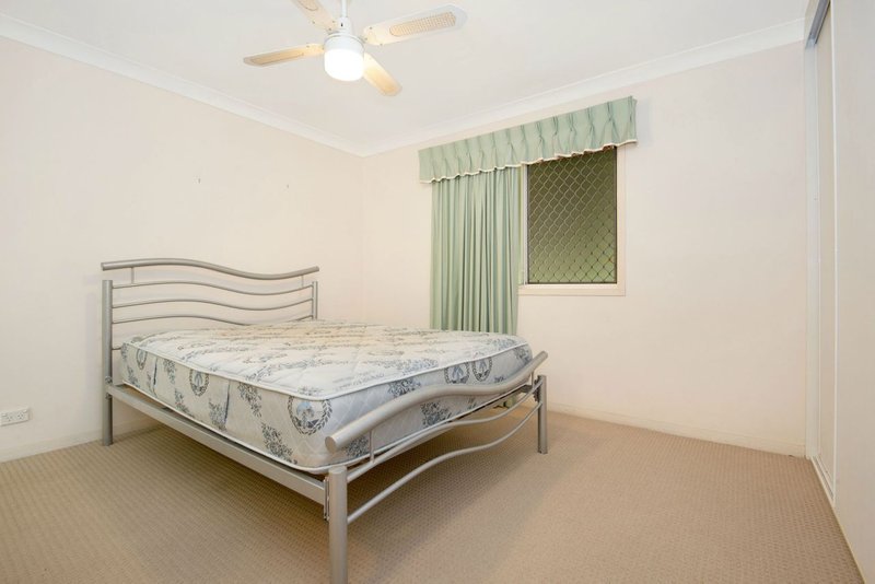 Photo - Villa 1/26 Seventeenth Avenue, Brighton QLD 4017 - Image 5