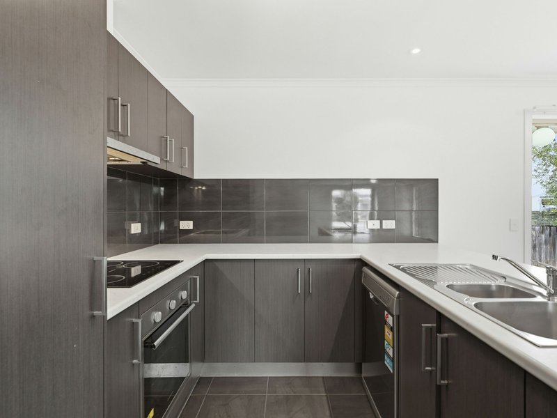 Photo - Villa 2/55 Cavenor Drive, Rokeby TAS 7019 - Image 2